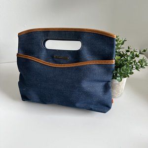 Levi's Strauss & Co - Jean Pouch